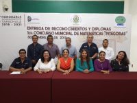 ENTREGA DE RECONOCIMIENTOS Y DIPLOMAS 1ER. CONCURSO MUNICIPAL DE MATEMÁTICAS “PITÁGORAS”