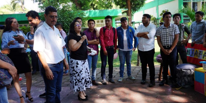 ESTUDIANTES DE LA CARRERA DE INGENIERÍA EN GESTIÓN EMPRESARIAL E INGENIERÍA CIVIL PRESENTAN PROYECTOS DE MANERA CONJUNTA