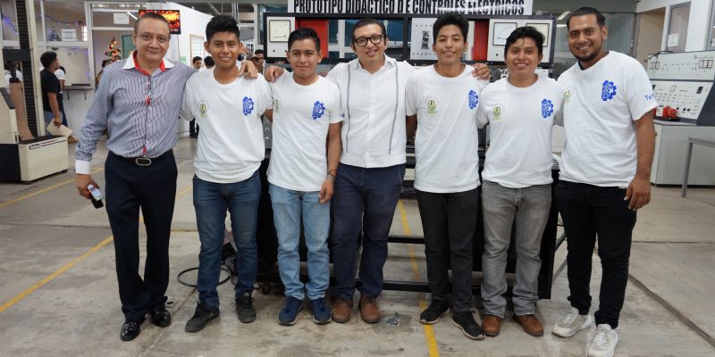 1er. TORNEO DE ROBÓTICA, CATEGORIA PERSECUCIÓN EN EL INSTITUTO TECNOLÓGICO DE TAPACHULA