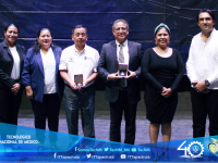 ENTREGA DE LA MEDALLA DE PLATA “MTRO. RAFAEL RAMÍREZ”, EN RECONOCIMIENTO A 30 AÑOS DE SERVICIO DOCENTES EN EL INSTITUTO TECNOLÓGICO DE TAPACHULA